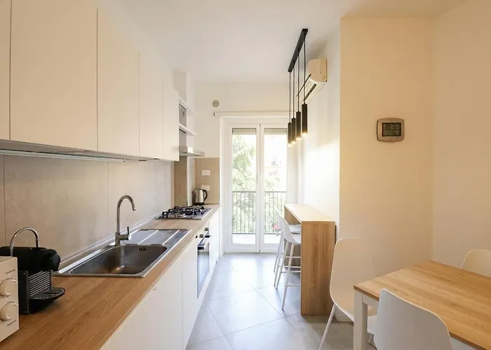 Spacious 2 - Ac Wifi & Metro 9 Min Apartment Rom
