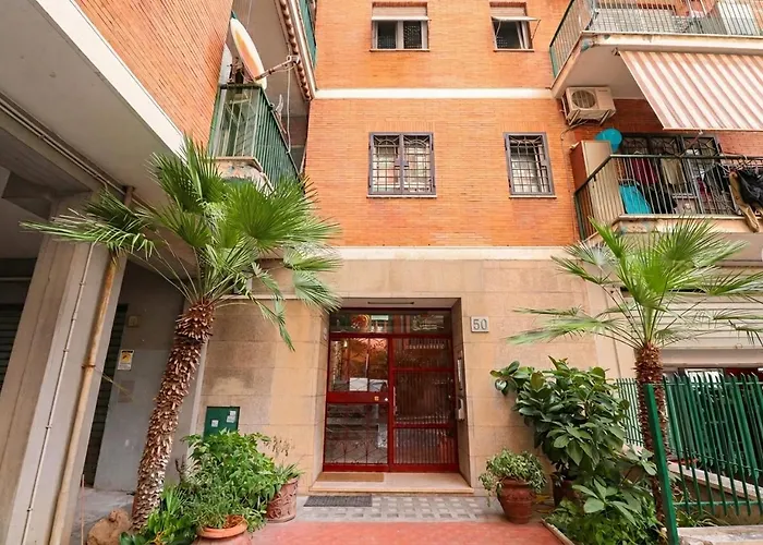 Apartment Spacious 2 - Ac Wifi & Metro 9 Min *